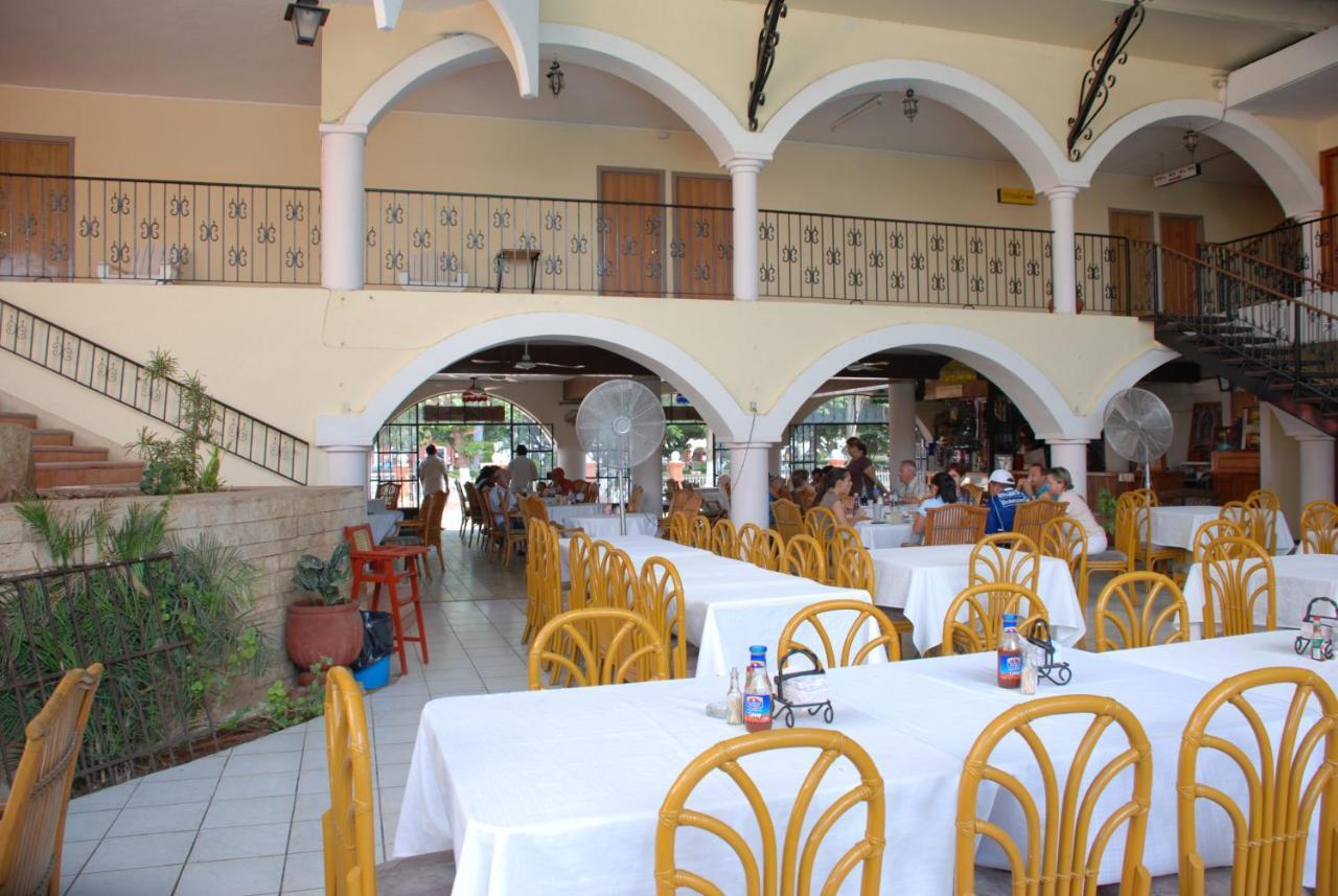 Hotel Maria De La Luz Вальядолид Экстерьер фото